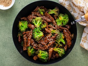Slow-cooked beef and broccoli